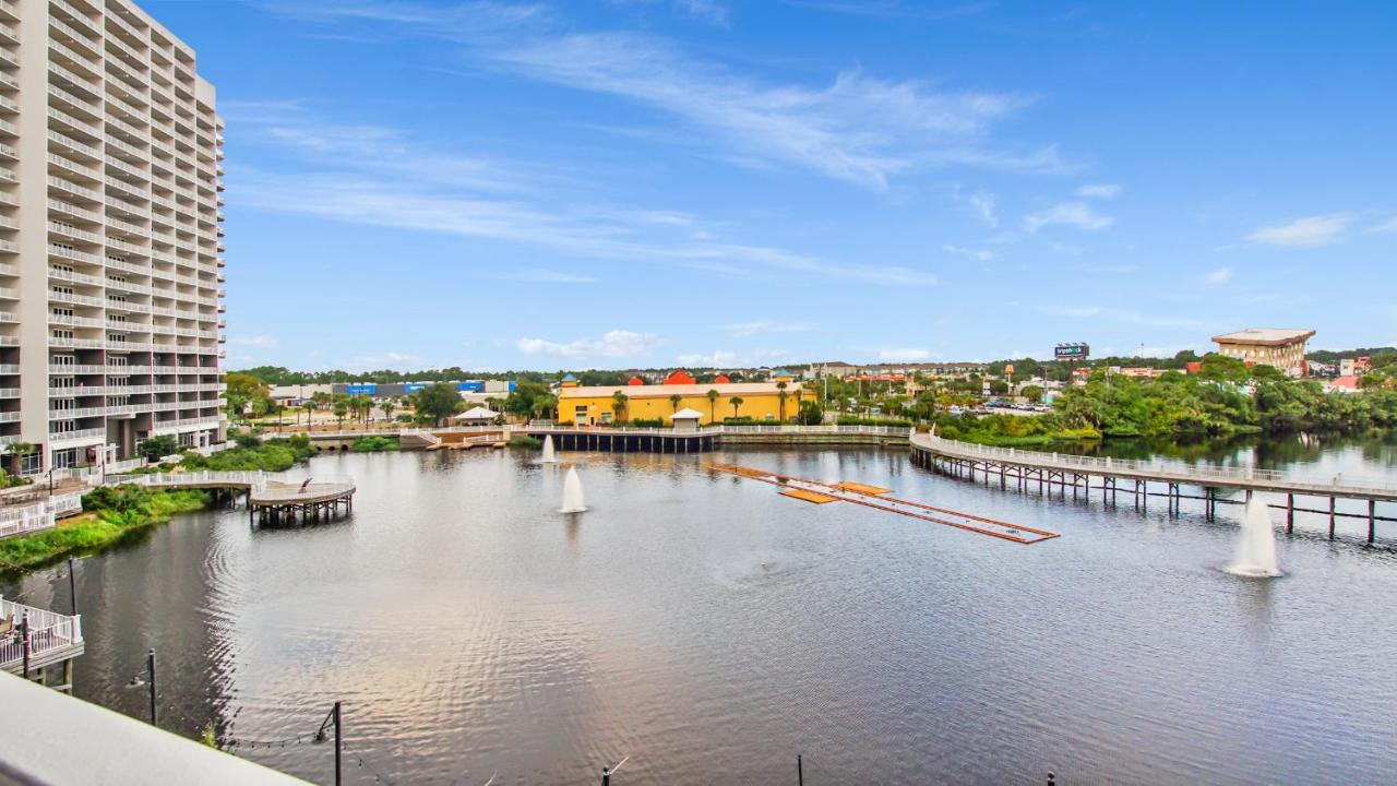 Laketown Wharf #317 By Nautical
